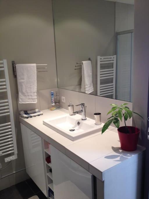 Porte Maillot-Charming And Calm Studio At Neuilly Eksteriør billede
